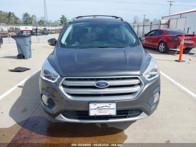 1FMCU0J97HUD17661 Ford Escape Titanium