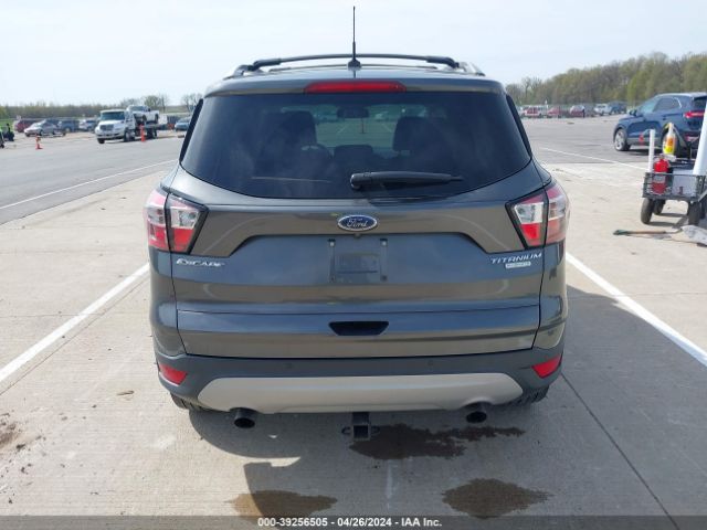 1FMCU0J97HUD17661 Ford Escape Titanium