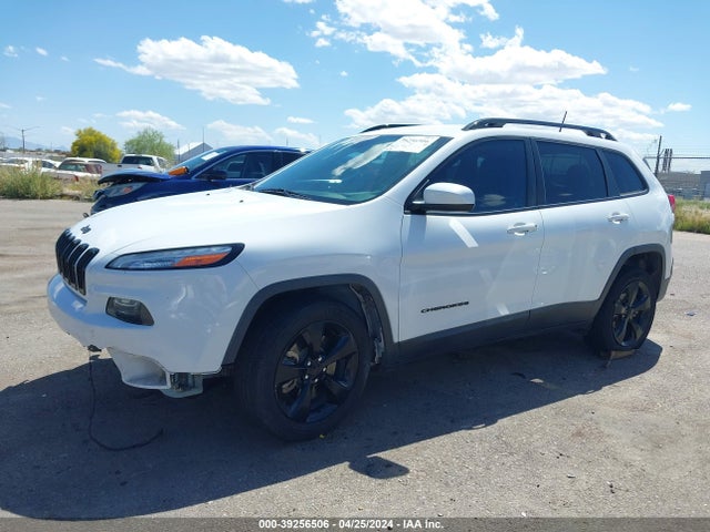 1C4PJLCB0JD574232 Jeep Cherokee Latitude Fwd