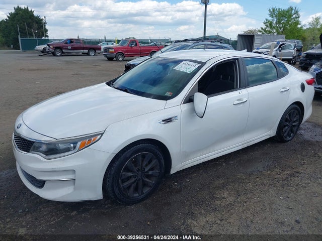 KIA Optima Lx 2016 5XXGT4L35GG026542 Image 2