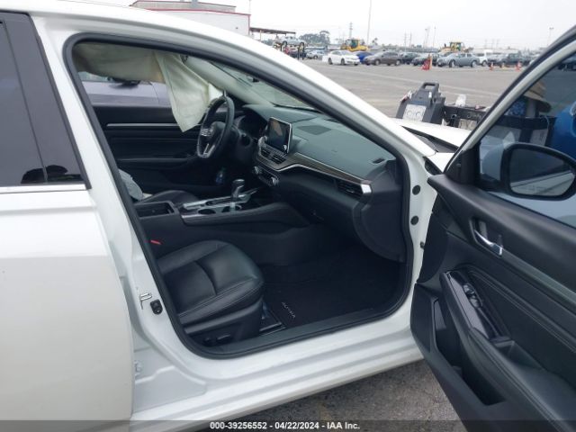 1N4BL4FV2LC252612 Nissan Altima Platinum Fwd