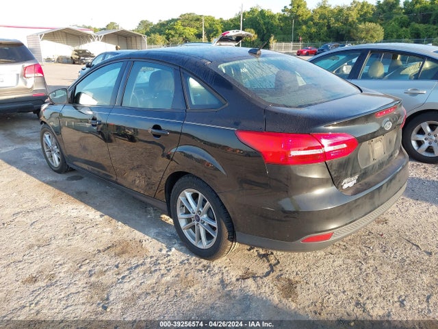 Ford FOCUS SE 2016 1FADP3F22GL292692 Image 3