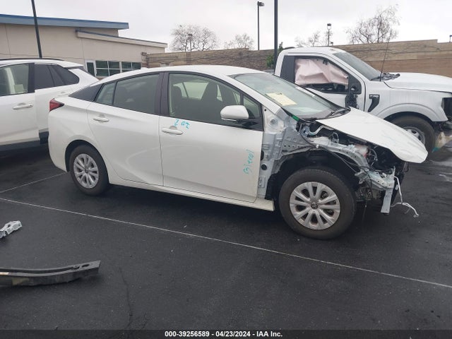 Toyota Prius Le 2019 JTDKARFUXK3095804 Image 14