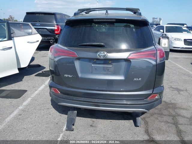Toyota Rav4 Xle 2017 JTMWFREV5HD095516 Image 16