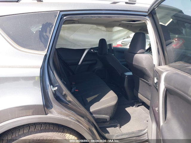 Toyota Rav4 Xle 2017 JTMWFREV5HD095516 Image 8
