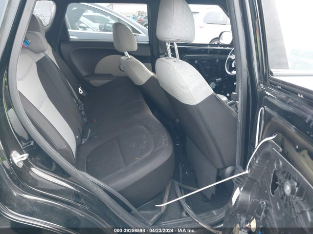 KIA Soul 2019 KNDJN2A29K7665586 Image 8