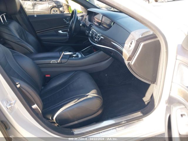 WDDUG8CB0FA131446 Mercedes-Benz S 550
