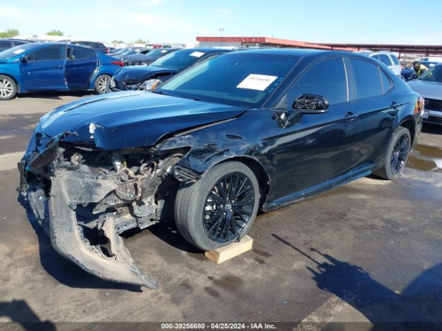 4T1G11AK3LU308886 Toyota Camry Se Nightshade Edition