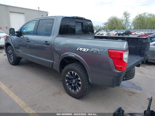 Nissan Titan Pro-4x 2017 1N6AA1E59HN524948 Image 3
