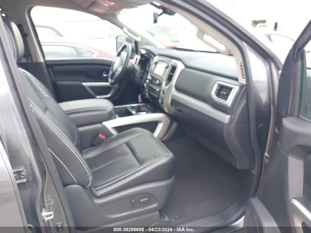 Nissan Titan Pro-4x 2017 1N6AA1E59HN524948 Image 5