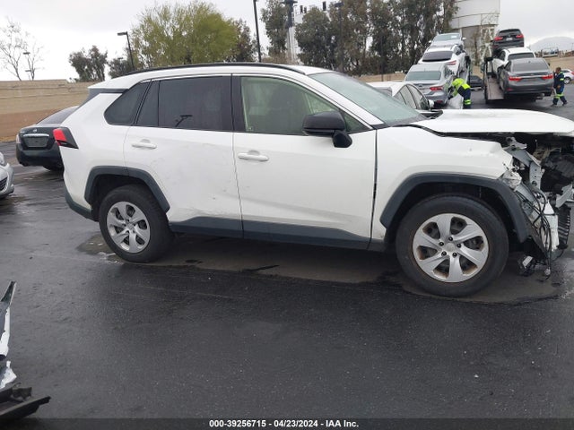 Toyota RAV4 LE 2019 JTMH1RFVXKD507412 Image 14