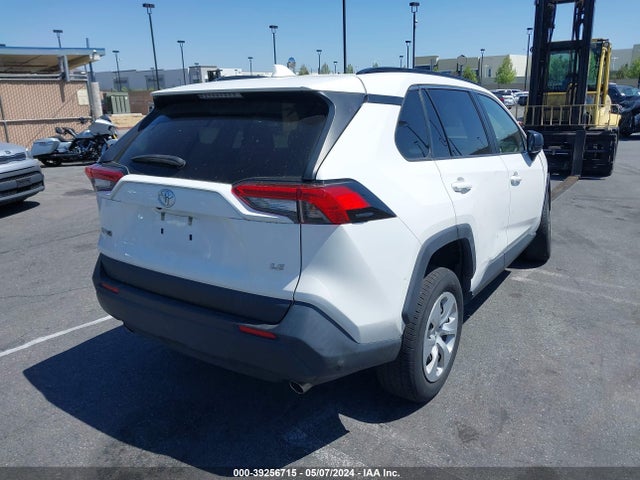 Toyota RAV4 LE 2019 JTMH1RFVXKD507412 Image 4