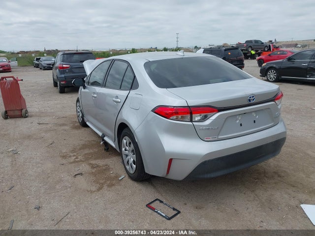 Toyota Corolla Hybrid Le 2024 JTDBCMFE2R3045303 Image 3