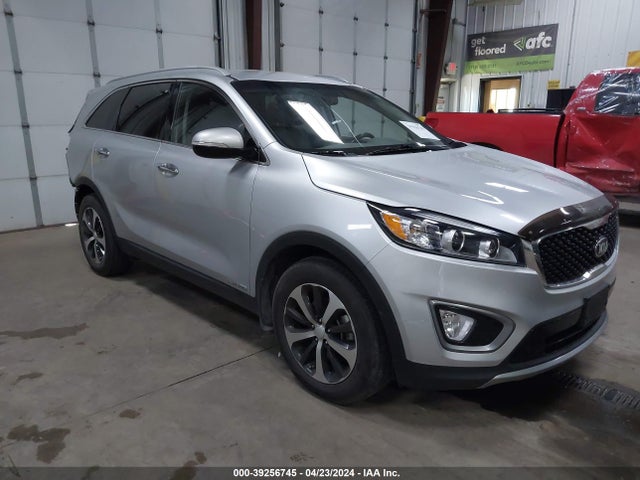 2016 5XYPHDA55GG005689 main image
