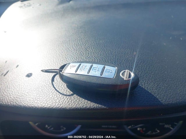 Nissan SENTRA SR 2017 3N1AB7AP5HY358931 Image 11