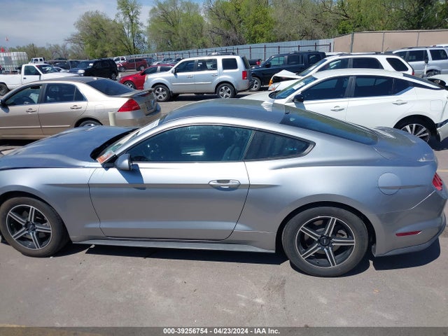 Ford Mustang Ecoboost Fastback 2020 1FA6P8TH5L5149796 Image 15