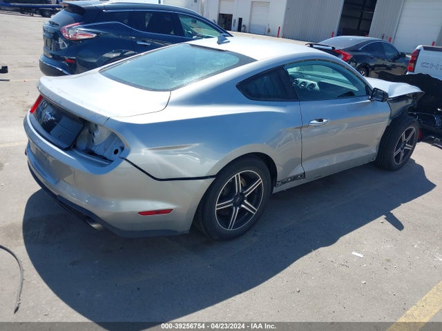 Ford Mustang Ecoboost Fastback 2020 1FA6P8TH5L5149796 Image 4