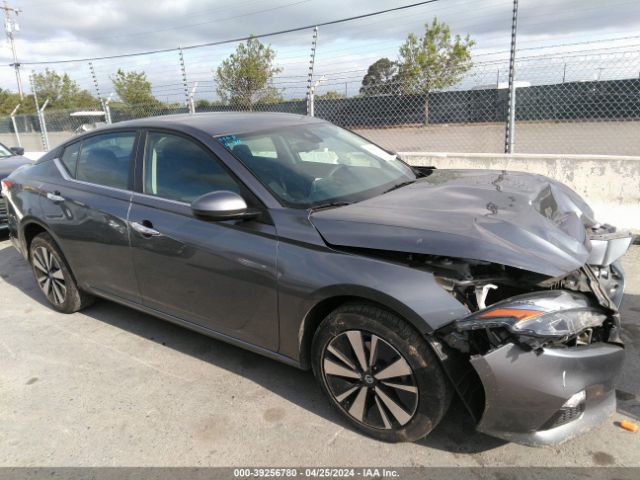 1N4BL4DWXNN356378 Nissan Altima Sv Intelligent Awd