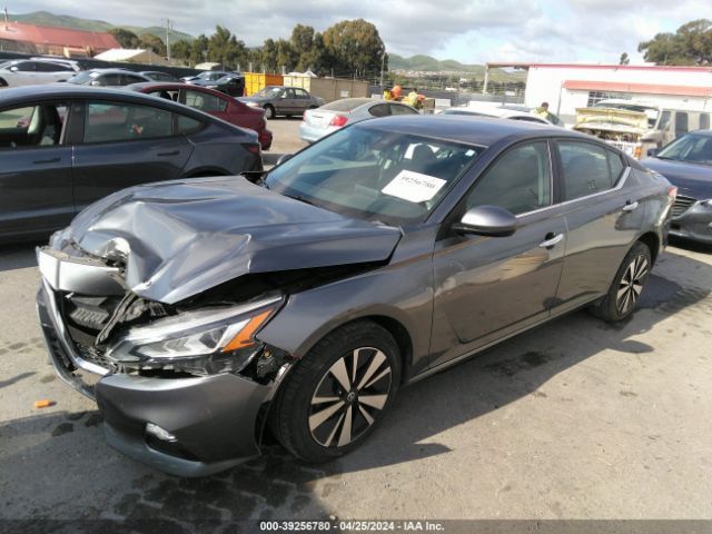 1N4BL4DWXNN356378 Nissan Altima Sv Intelligent Awd