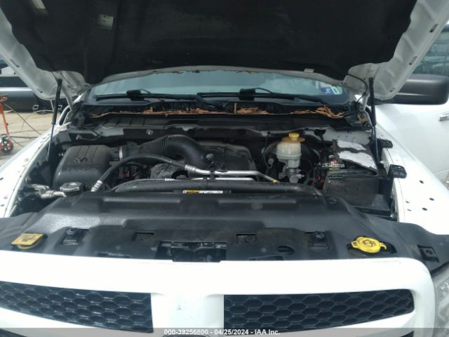 1C6RR7LT8ES111636 RAM 1500 Slt