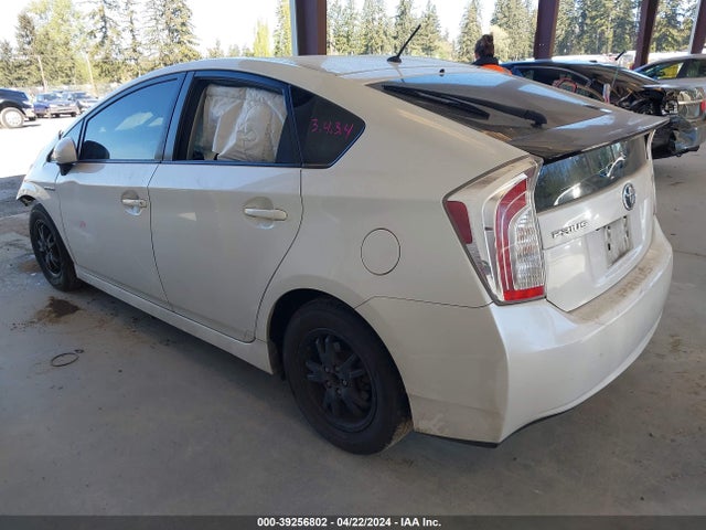 Toyota Prius Two 2015 JTDKN3DU5F0458747 Image 3