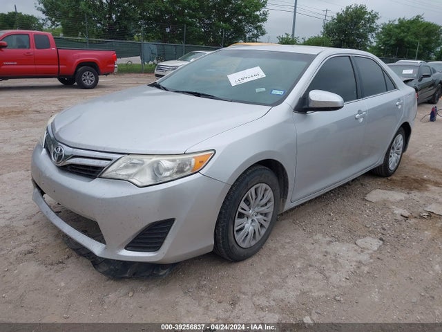 Toyota CAMRY LE 2014 4T4BF1FK6ER410020 Image 2