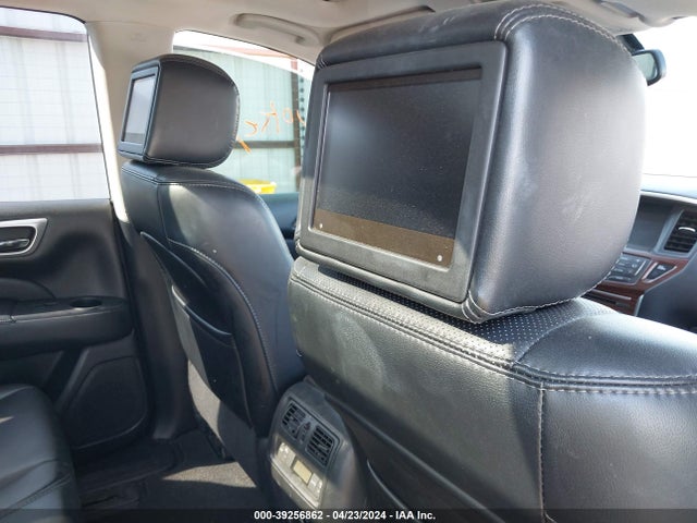 Nissan Pathfinder Platinum 2017 5N1DR2MN1HC901232 Image 18