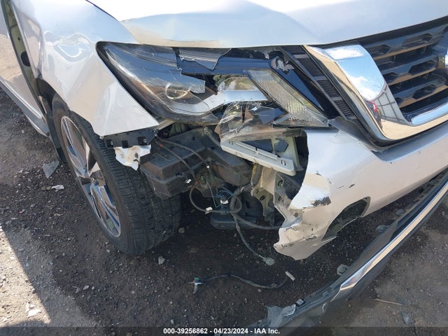 Nissan Pathfinder Platinum 2017 5N1DR2MN1HC901232 Image 6