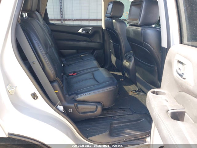 Nissan Pathfinder Platinum 2017 5N1DR2MN1HC901232 Image 8