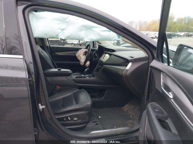 1GYKNBRS6HZ102074 Cadillac XT5 LUXURY