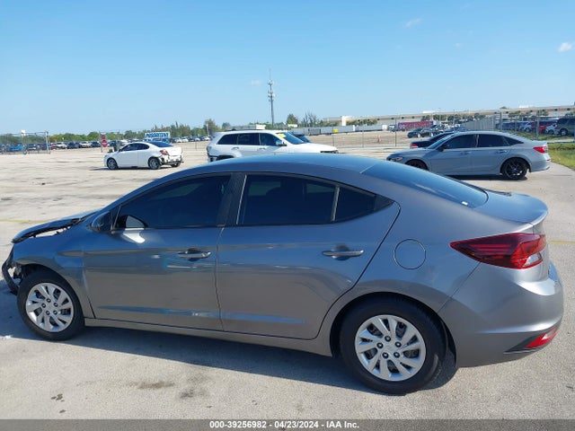 Hyundai ELANTRA SE 2019 5NPD74LF5KH437664 Image 14