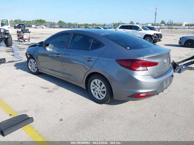 Hyundai ELANTRA SE 2019 5NPD74LF5KH437664 Image 3