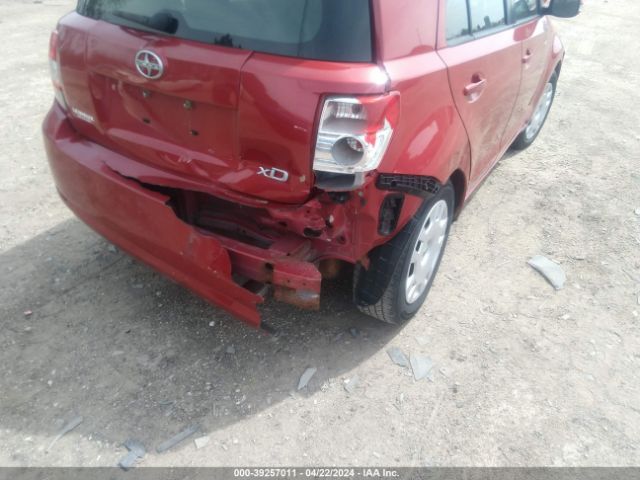 JTKKUPB40E1040255 Scion XD