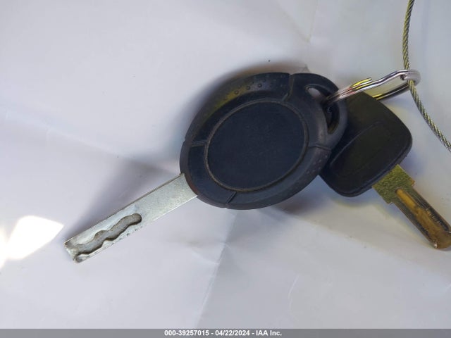 2005 MINI COOPER S WMWRH33525TK56667 Photo 10