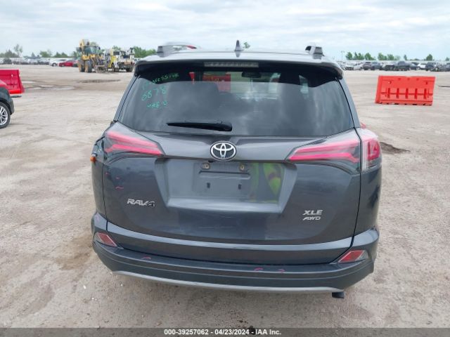 JTMRFREV2HD220422 Toyota Rav4 Xle