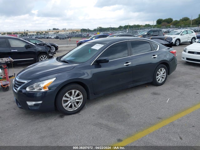 Nissan Altima 2.5 S 2014 1N4AL3AP4EC276458 Image 2