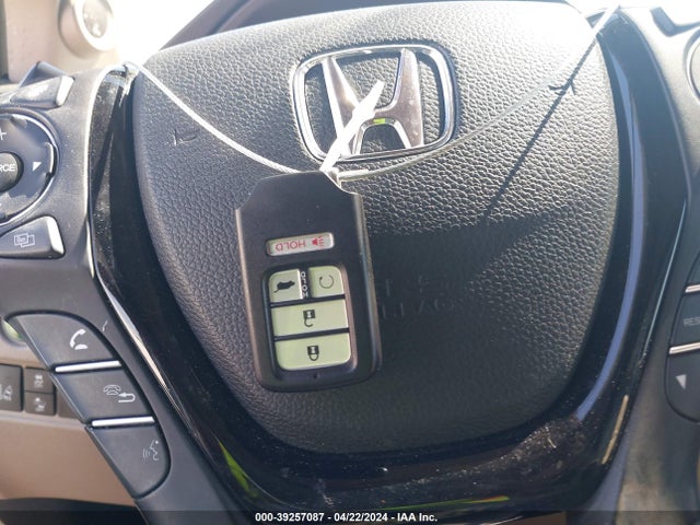 Honda Pilot Touring 2016 5FNYF6H9XGB124523 Image 11