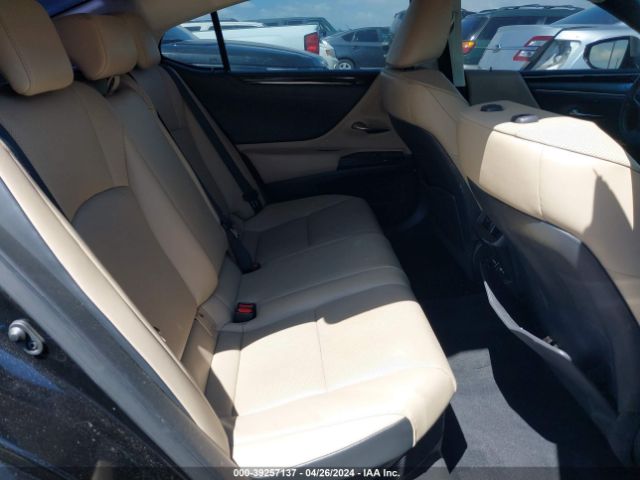 58ADA1C1XMU004522 Lexus ES 300H