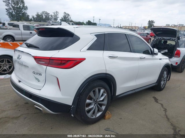 3PCAJ5M32LF119225 Infiniti Qx50 Luxe Awd