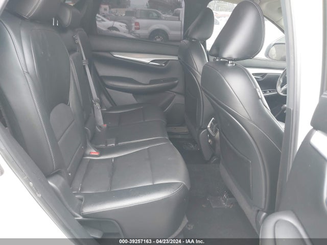 3PCAJ5M32LF119225 Infiniti Qx50 Luxe Awd