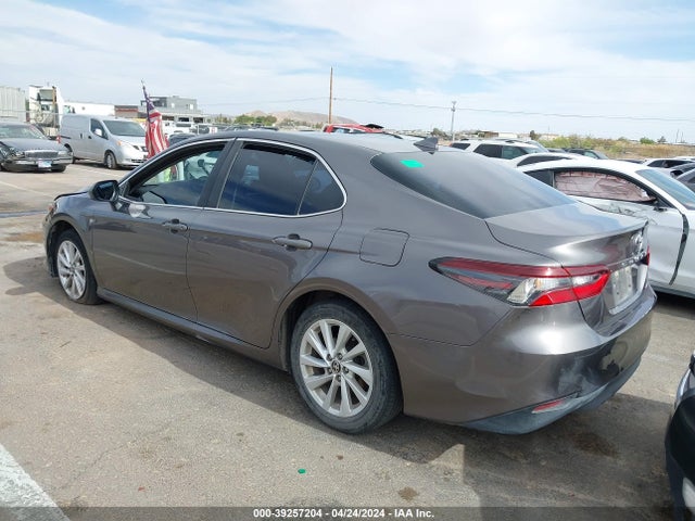 Toyota CAMRY LE 2021 4T1C11AK3MU593427 Image 3