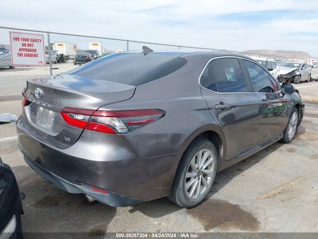 Toyota CAMRY LE 2021 4T1C11AK3MU593427 Image 4