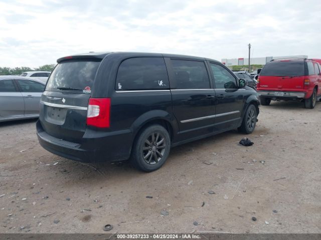 2C4RC1HG3FR755552 Chrysler Town & Country S