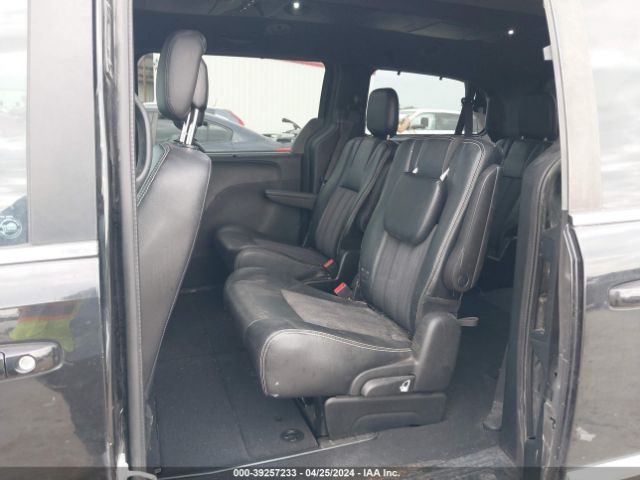 2C4RC1HG3FR755552 Chrysler Town & Country S