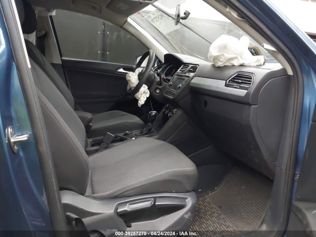 3VV0B7AXXKM079399 Volkswagen Tiguan 2.0t S