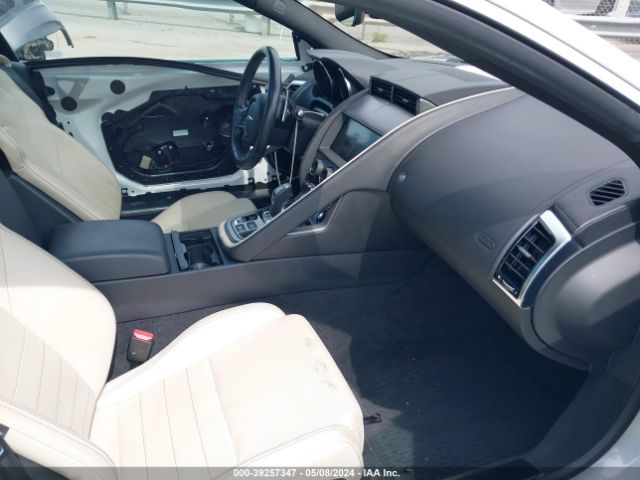 SAJDD1GXXKCK59497 Jaguar F-type P300