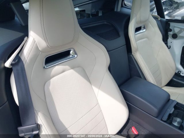 SAJDD1GXXKCK59497 Jaguar F-type P300