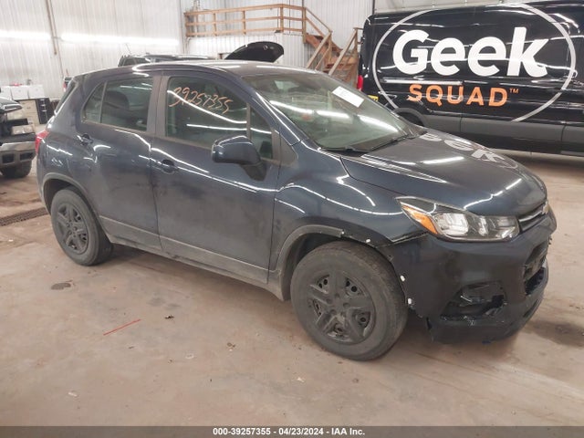 Chevrolet TRAX LS 2018 3GNCJKSB3JL395663 Image 1