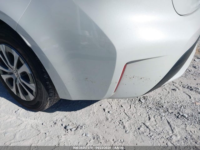 Toyota Corolla Hybrid Le 2021 JTDEAMDE1MJ010939 Image 13