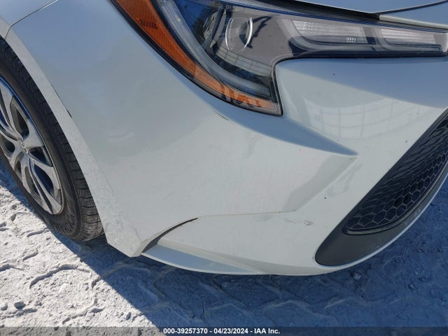 Toyota Corolla Hybrid Le 2021 JTDEAMDE1MJ010939 Image 14
